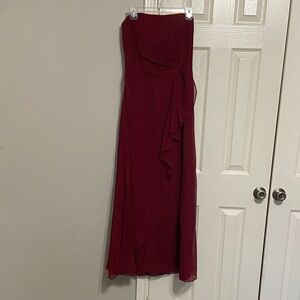 Elegant Strapless Burgundy Dress